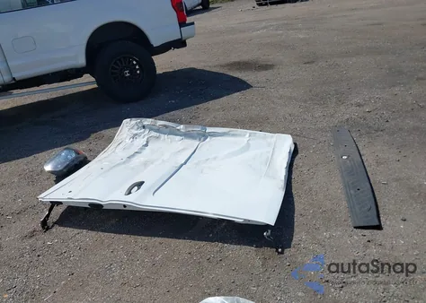 2021 Ford Transit-250 Cargo Van z USA, uszkodzony, nr VIN 1FTBR3X85MKA03949